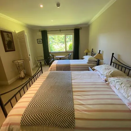 Applecroft House 3* קיל איירן