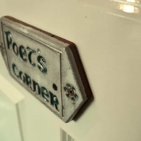 Applecroft House Bed & Breakfast 3*