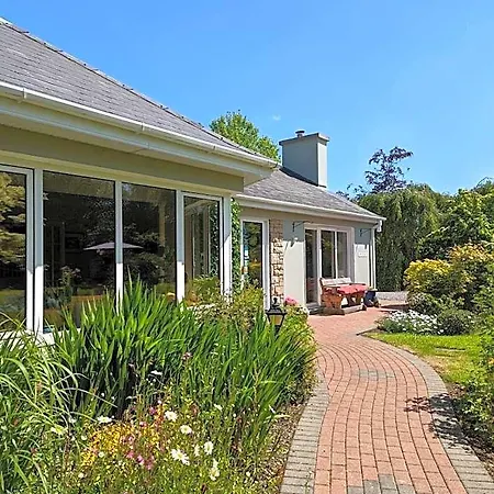 Applecroft House 3* 킬라니