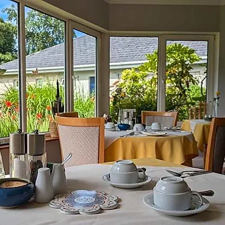 Applecroft House 3*